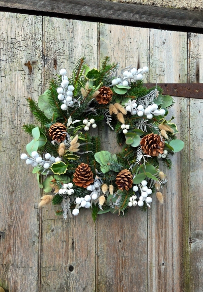 Snowy Door Wreath